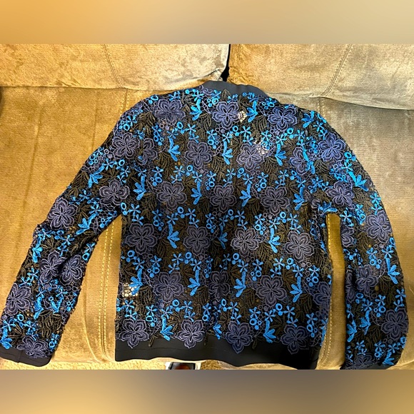 Elie Tahari - Glenna Jacket - Picture 3 of 6